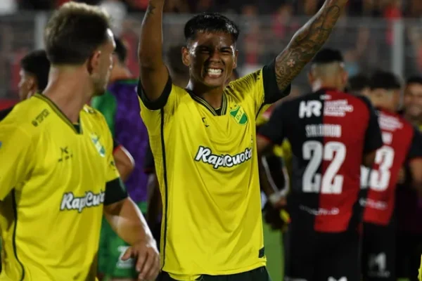 Defensa y Justicia venció a Newell’s en Rosario y manda en su zona