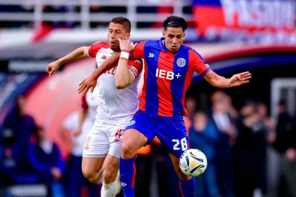 Huracán y San Lorenzo se enfrentan en Parque Patricios