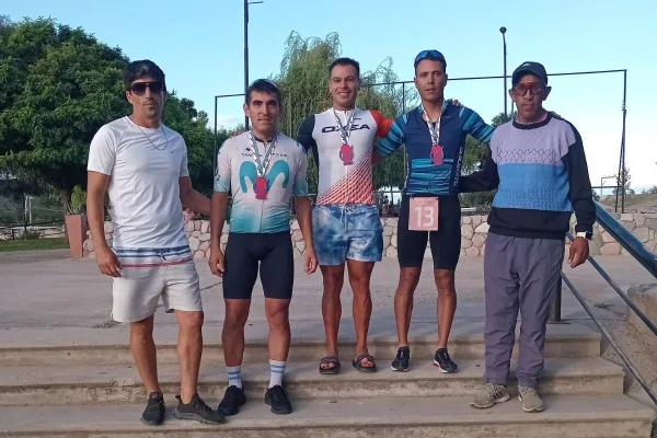 El cordobés Molina destronó a Jorge Cerón en el Duatlón de Sañogasta