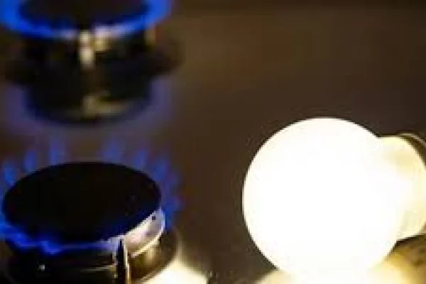 Miles de familias de La Rioja  perdieron el subsidio de luz