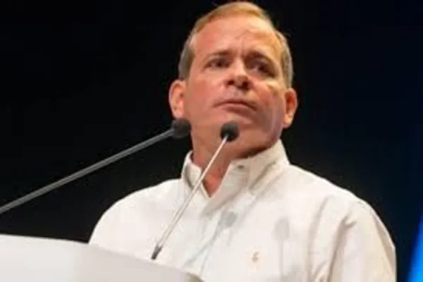 Venezuela: tras estar unas horas liberado, fue detenido nuevamente Juan Pablo Guanipa
