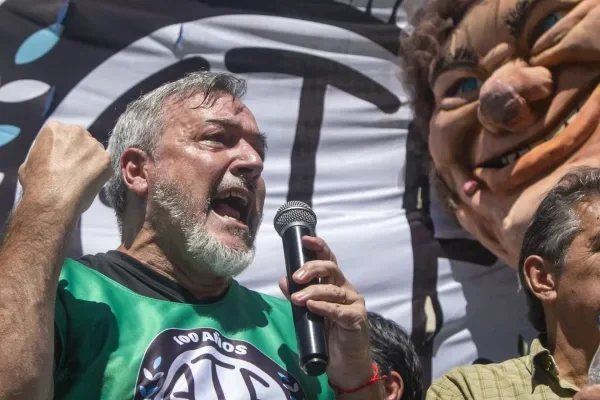 Sin la CGT, ATE llama a “parar igual” contra el proyecto de reforma laboral
