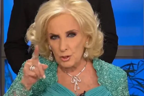 El motivo por el que Mirtha Legrand podría renunciar al canal Trece