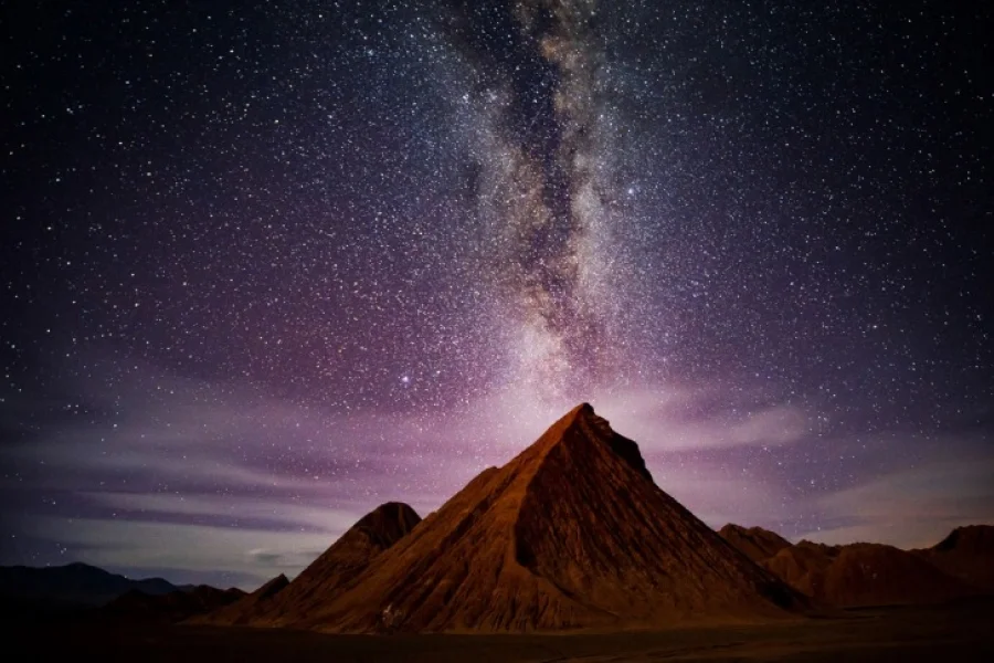 Guía sobre astroturismo en Argentina.