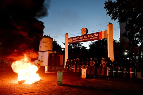Rosario en llamas tras el conflicto policial