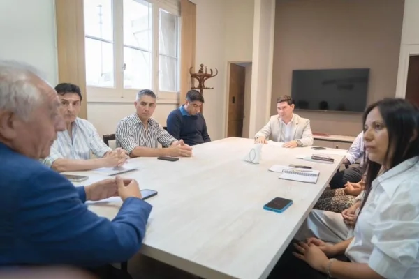 Salud articula con UNLaR en la formación profesional