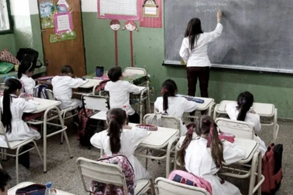 Ciclo lectivo 2026: docentes regresan el 18 de febrero y las clases inician el 2 de marzo