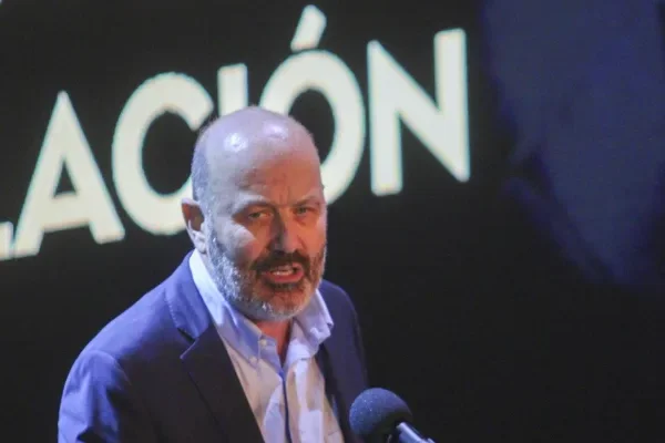 Reforma laboral: Sturzenegger defendió los cambios en licencias y vacaciones