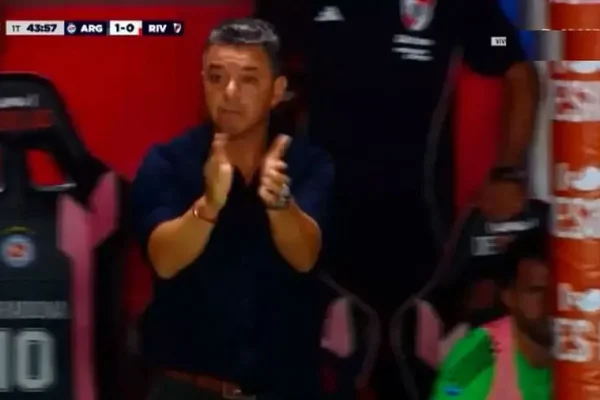 La expulsión de Marcelo Gallardo y la voz de Matías Biscay