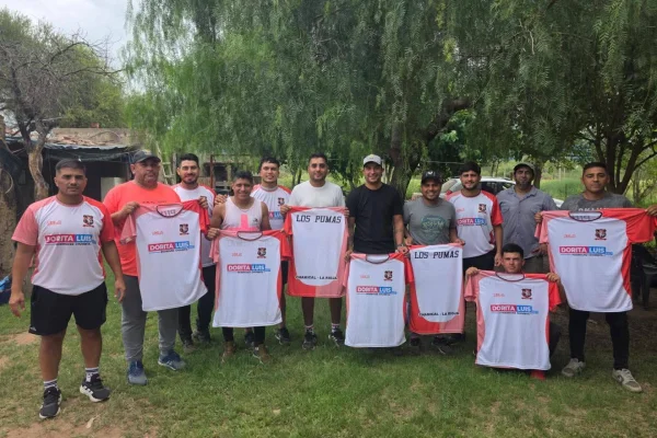 Los Pumas de Chamical presentó su indumentaria para el Provincial