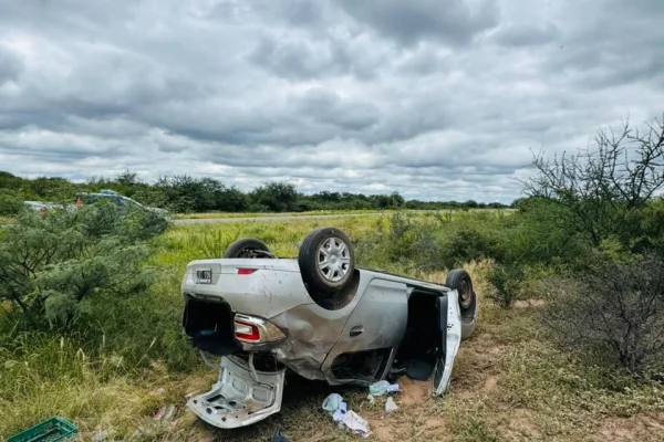 Vuelco dejó a una menor con heridas en Ruta 38
