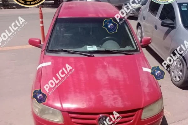 Secuestran un auto que tenia pedido de captura desde La Rioja