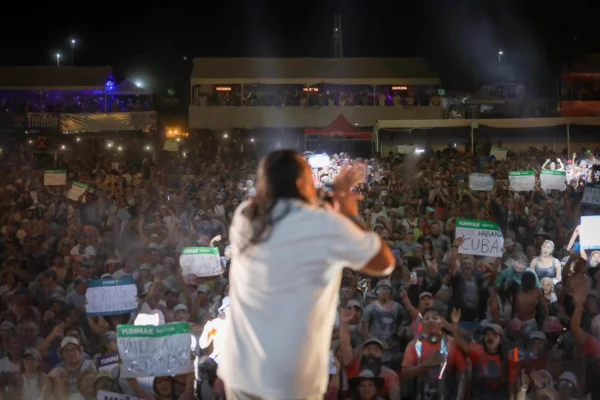 Sergio Galleguillo cerró La Chaya 2026 ante una multitud