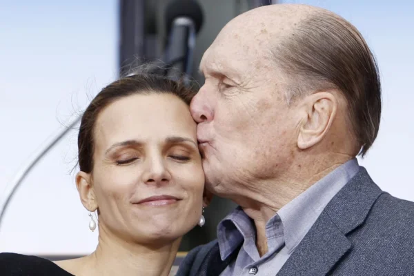 El sentido mensaje de la esposa argentina de Robert Duvall tras la muerte del actor: “Para mí, él era todo”