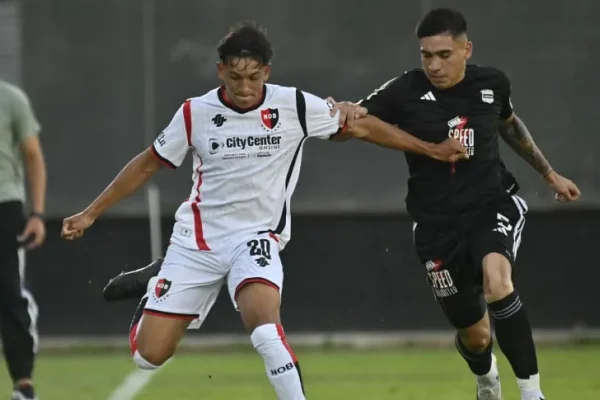 Newell's salvó un empate en Riestra y ambos siguen en el fondo