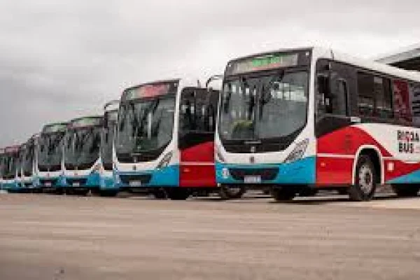 Rioja Bus reprograma recorridos por calles afectadas y pide precaución a los usuarios
