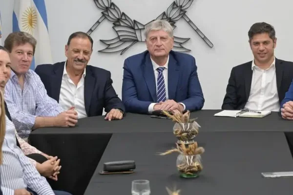 Gobernadores rechazan la reforma laboral y advierten que “profundiza la precarización”