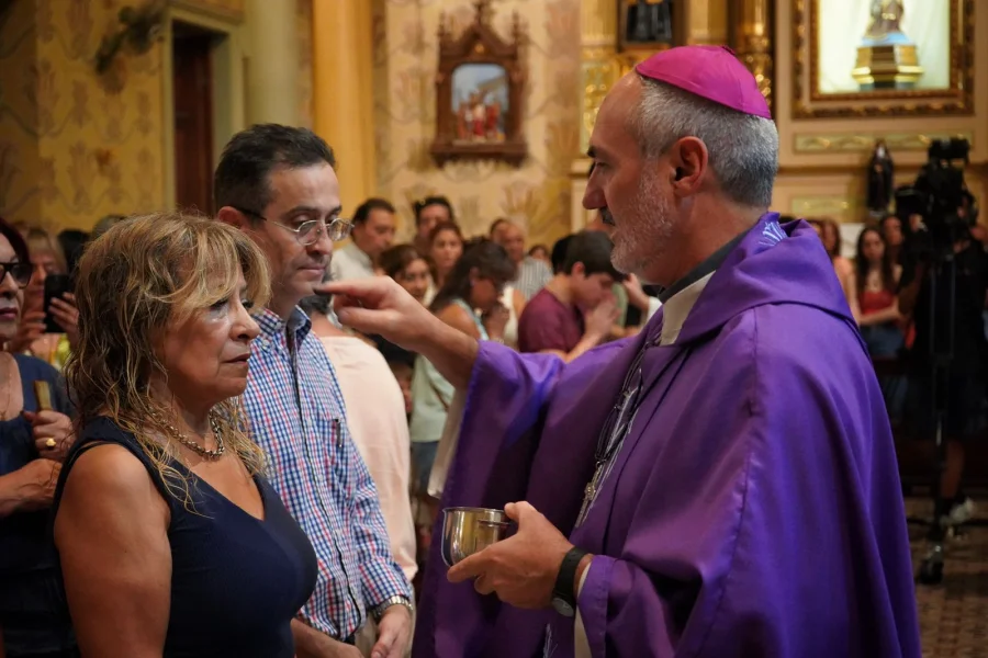 La misa fue celebrada en la Iglesia Catedral.