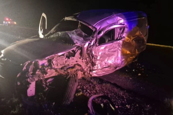 Choque entre un camión y una camioneta dejó heridos sobre Ruta Nacional 74