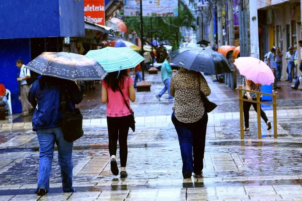 Domingo nublado con probabilidad de lluvias por la mañana