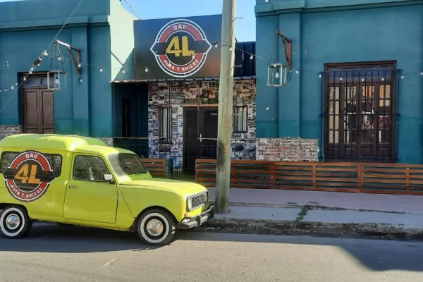 Baja la persiana un bar que impulsó la movida cultural local