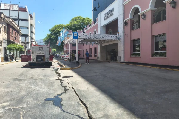 Se incendió el Hotel Naindo y debieron evacuar a todos los ocupantes