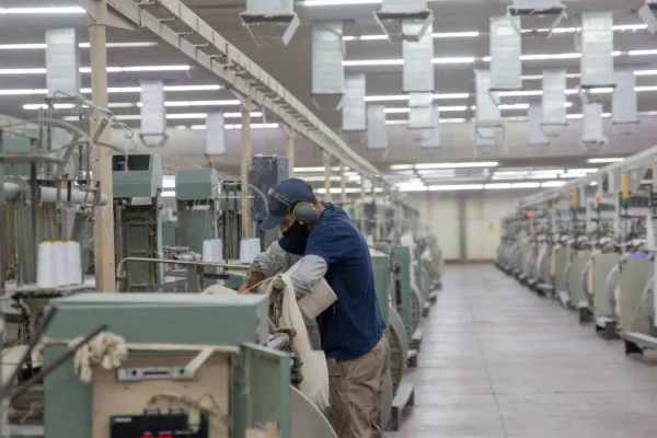 Se agrava la crisis en Colortex y crecen los despidos en la industria textil riojana