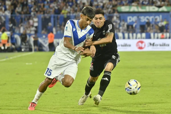 Riestra fue un Fortín y frenó a Vélez: empate 0-0 en Liniers