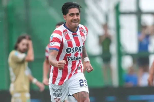 Unión no tuvo piedad y le ganó con contundencia a Sarmiento por el Torneo Apertura