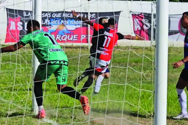 Andino igualó con Tiro Federal y ganó el puntero Ferroviario