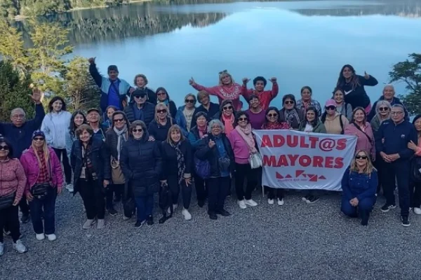 Adultos mayores disfrutaron de los bellos paisajes de Bariloche