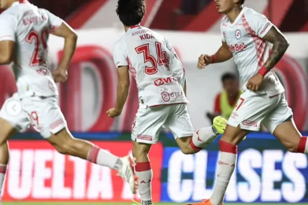 Argentinos Juniors se lo empató a Barracas sobre el final y se mantiene en zona de clasificación