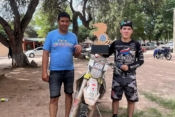 Podio de Romero Ferreyra en el Campeonato Provincial de Enduro