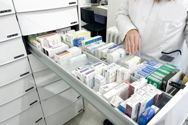 Las farmacias locales reclaman deuda de PAMI: “Estamos con cuatro quincenas adeudadas”