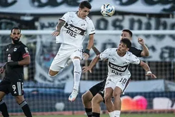 Riestra y Platense empataron por el Torneo Apertura