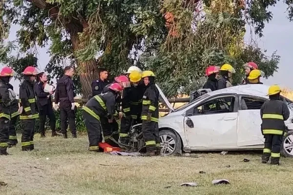 Dos siniestros viales en rutas bonaerenses dejaron cinco muertos y seis heridos