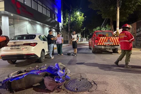 Siniestro vial dejó daños materiales en la capital