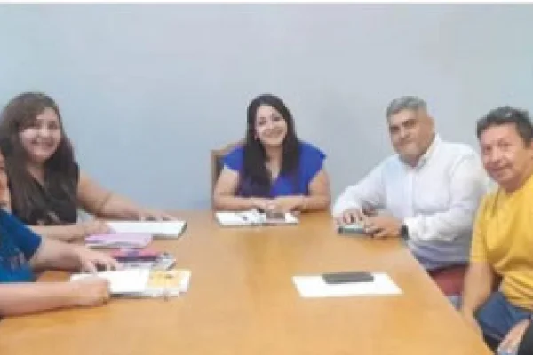 Planifican nuevas capacitaciones en oficios