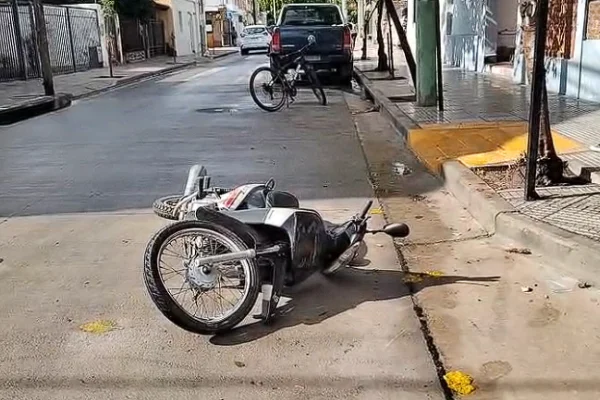 Una mujer herida tras un siniestro vial en la capital