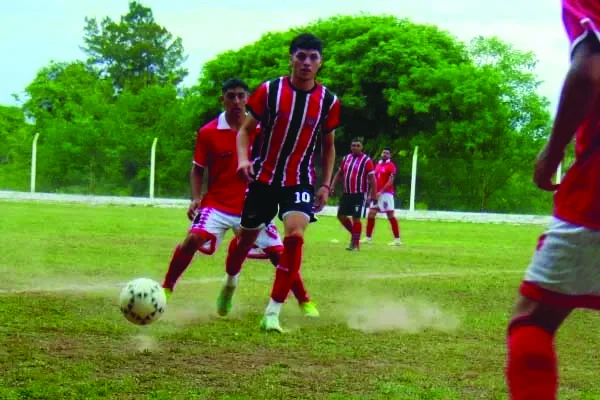 Fútbol de Sañogasta: Las semifinales de ida se disputan en Miranda