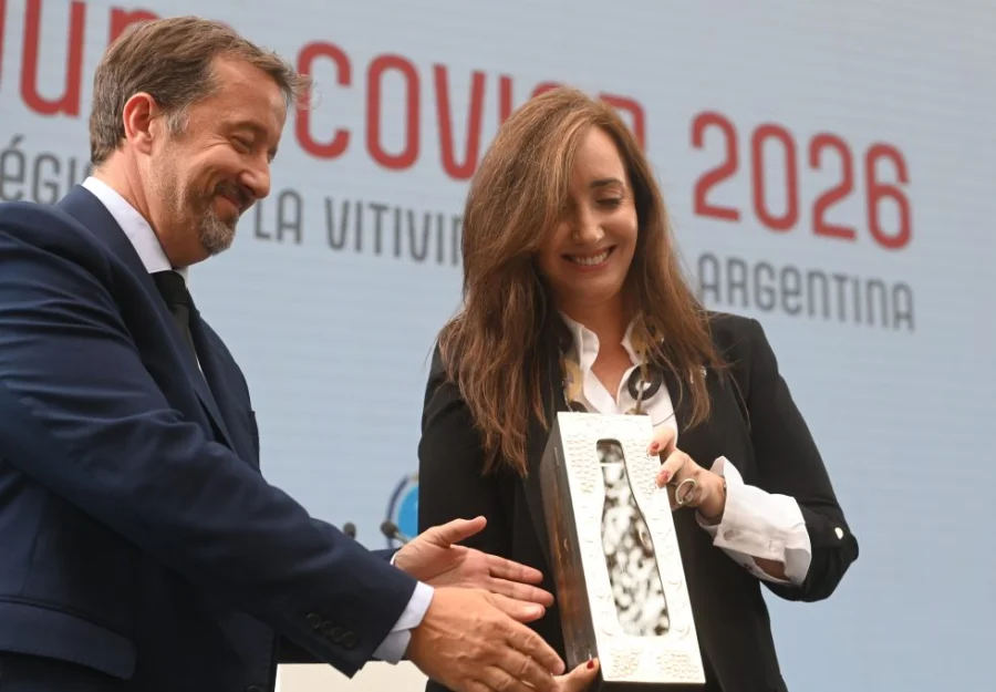La vicepresidenta arrib&oacute; a la provincia en medio de la interna libertaria y del viaje de Milei a Estados Unidos