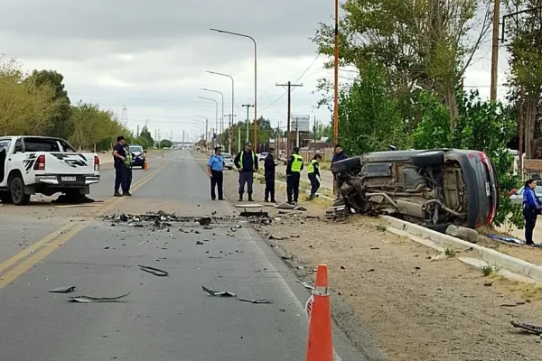 Un joven chocó y mató a dos policías en Neuquén: estaba alcoholizado