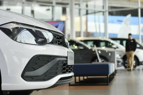 Fuerte retroceso en la venta de autos 0 km: bajó 36,8% en febrero