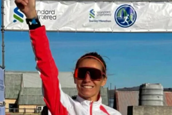 Una argentina ganó el maratón de las Islas Malvinas