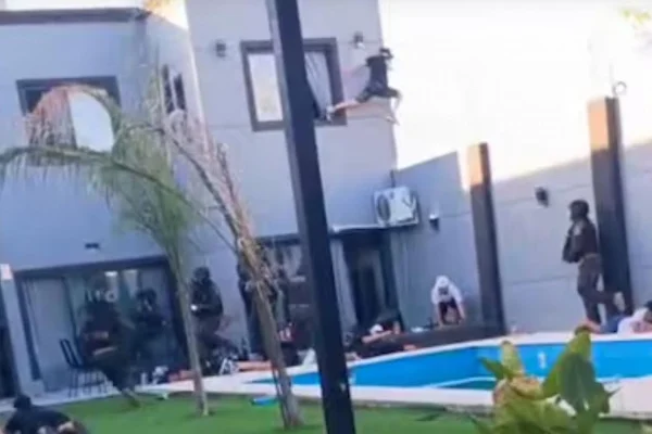Tiroteo en una “pool party”: un muerto y varios detenidos tras un allanamiento