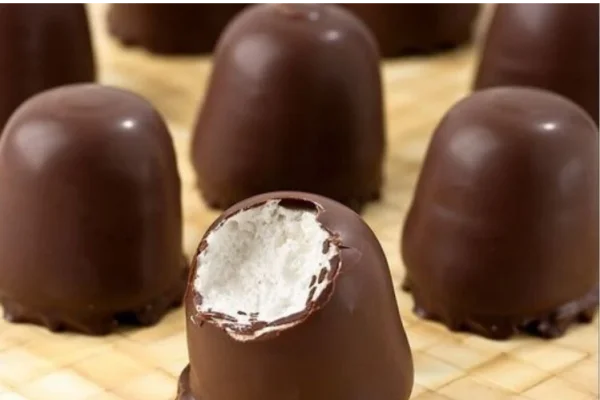 Bocaditos de chocolate rellenos con crema: receta fácil y deliciosa