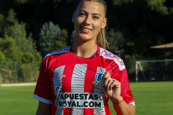 Fútbol Femenino: Brisa Romero continuará su carrera en Chile