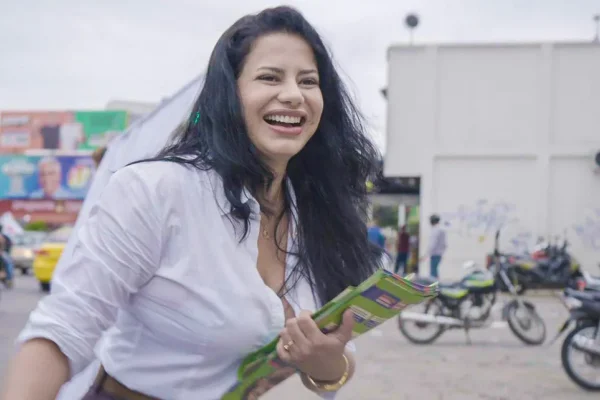 De actriz porno al Senado: quién es la mujer que gano las elecciones en Colombia