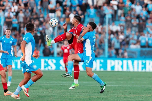 Belgrano le ganó a Estudiantes en Río Cuarto y llega puntero al clásico con Talleres