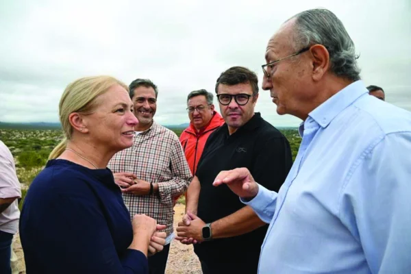 Auditores del Banco Mundial recorrieron proyectos hídricos y productivos